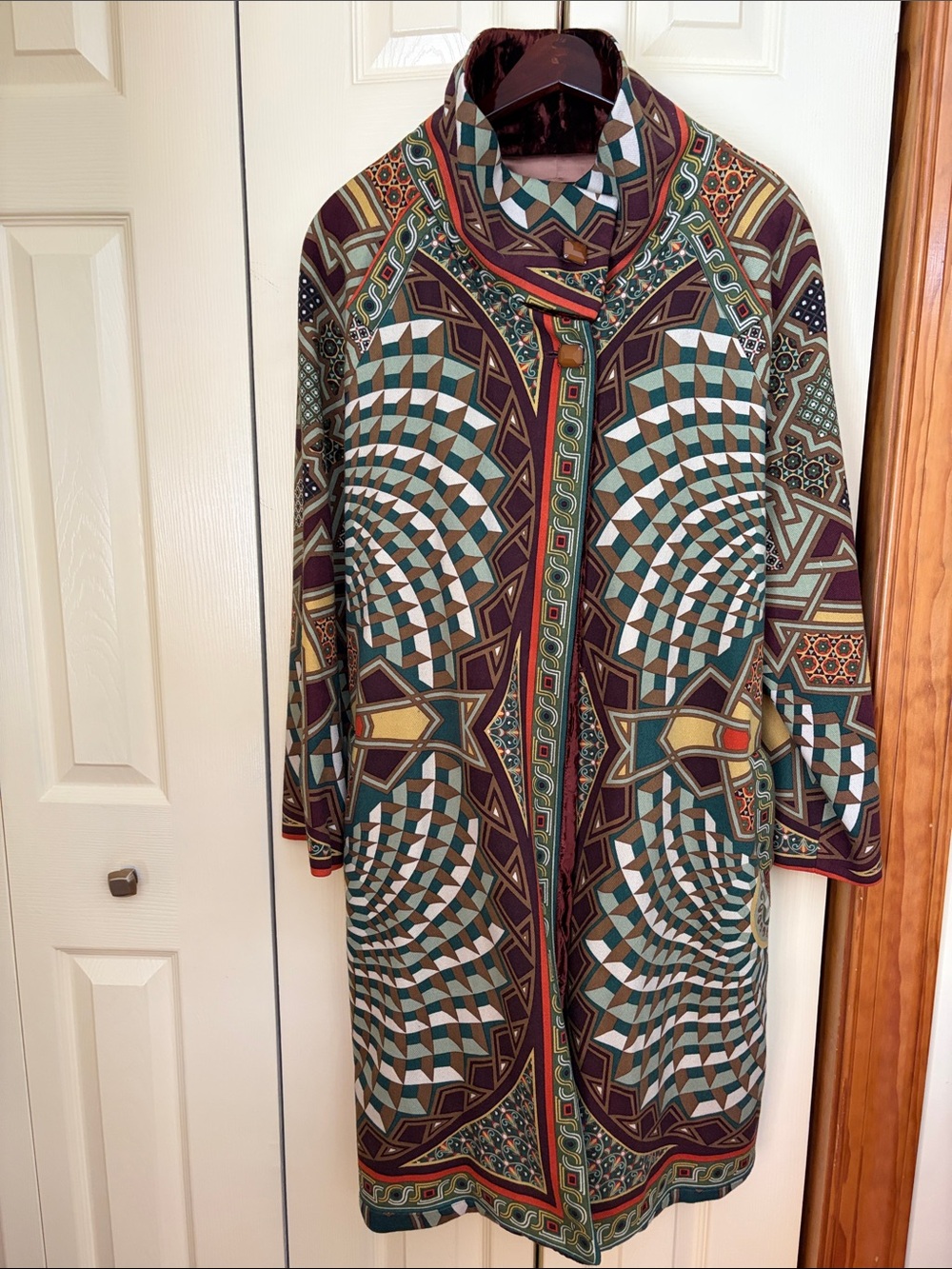 Geometric Print Long Coat Dress in Dark Green and Burgundy